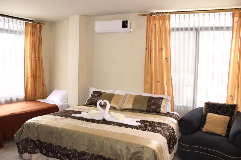 Planet House Hotel Puerto Ayora  Habitación foto